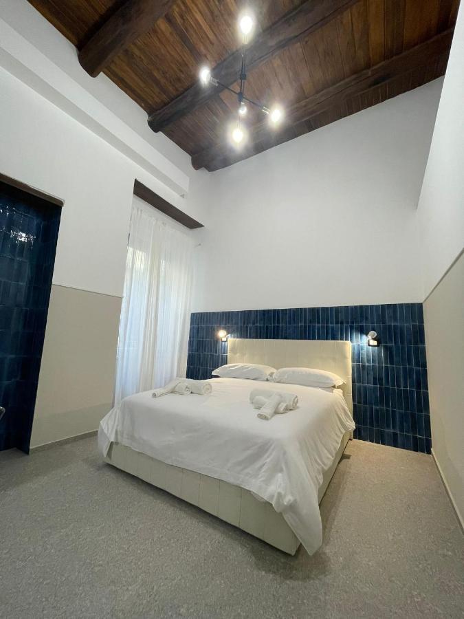 La Suite Del Centro Storico Naples Exterior photo